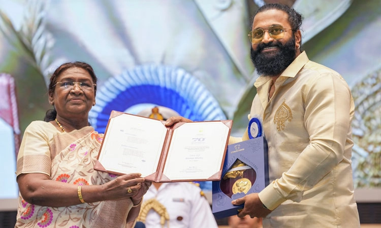 National Film Award: ರಿಷಬ್‌ ಶೆಟ್ಟಿಗೆ ಅತ್ಯುತ್ತಮ ನಟ ರಾಷ್ಟ್ರ ಪ್ರಶಸ್ತಿ ಪ್ರದಾನ