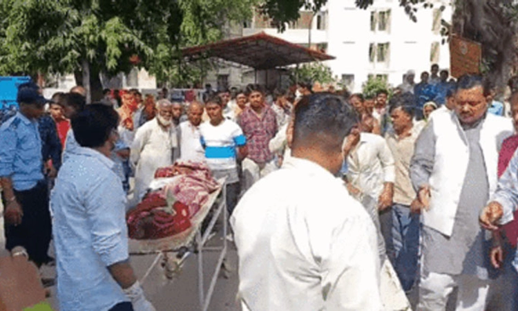 UP; ಅಕ್ರಮ ಪಟಾಕಿ ತಯಾರಿಕಾ ಘಟಕದಲ್ಲಿ ಸ್ಫೋ*ಟ: ಇಬ್ಬರು ಸಾ*ವು, ಇಬ್ಬರು ಗಂಭೀರ