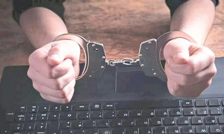 Digital arrest ವಂಚನೆಗೆ ಬಲಿಯಾಗಬೇಡಿ: ಕೇಂದ್ರ ಎಚ್ಚರಿಕೆ ಸಂದೇಶ