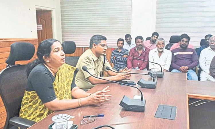 Udupi: ಅಕ್ರಮ ಮೀನುಗಾರಿಕೆ ಬೋಟುಗಳಿಗೆ ಗರಿಷ್ಠ ದಂಡ: ಜಿಲ್ಲಾಧಿಕಾರಿ ಡಾ. ವಿದ್ಯಾಕುಮಾರಿ