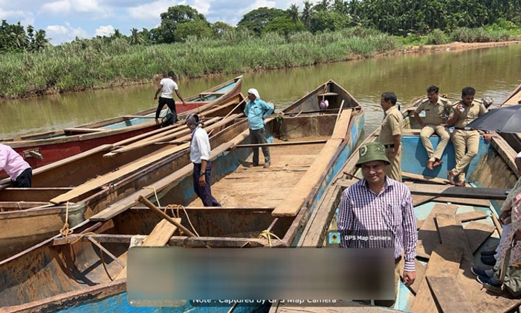 illegal Sand: ತುಂಬೆ, ಮಾರಿಪಳ್ಳ: ಮರಳು ಅಡ್ಡೆಗೆ ದಾಳಿ; 20 ಬೋಟ್‌ಗಳ ವಶ