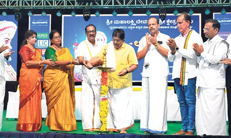 Navarathiri: ಉಚ್ಚಿಲ ದಸರಾ: ಸಾಂಸ್ಕೃತಿಕ ಕಾರ್ಯಕ್ರಮ ಉದ್ಘಾಟನೆ