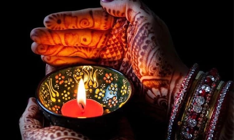 Women: ಕ್ಷಮಯಾ ಧರಿತ್ರಿ