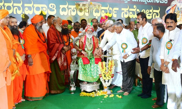 Veerashaiva Lingayat ಧರ್ಮವು ವಿಶ್ವಮಾನ್ಯ ಮೌಲ್ಯಗಳನ್ನು ಹೊಂದಿದೆ: ವಿ. ಸೋಮಣ್ಣ