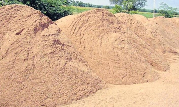 Kappettu: ಮರಳು ಅಕ್ರಮ ಸಾಗಾಟ; ವಶಕ್ಕೆ