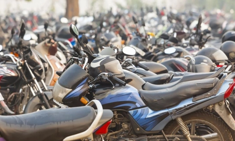 Contract Carriage: ಬೈಕ್‌ಗಳಿಗೂ ವಾಣಿಜ್ಯ ಸ್ಥಾನಮಾನಕ್ಕೆ ಕೇಂದ್ರ ಸಿದ್ಧತೆ
