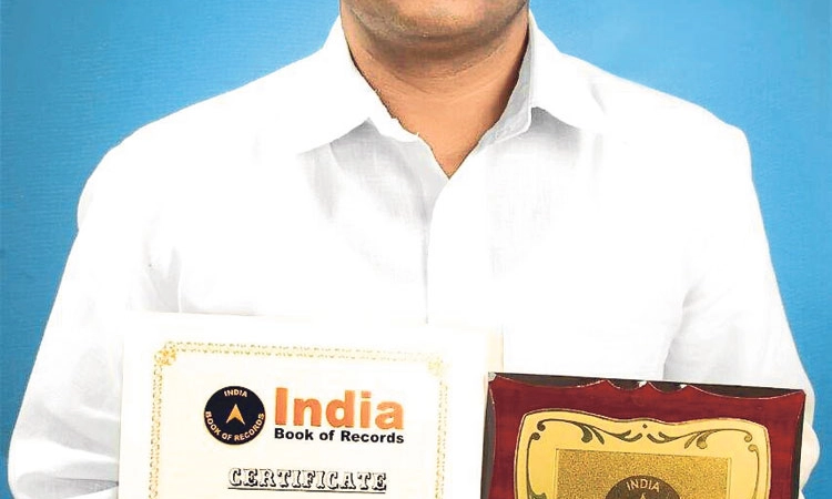 Kalaburagi: 77 ಪರೀಕ್ಷೆ ಬರೆದ ಕನ್ನಡ ಶಿಕ್ಷಕನಿಂದ ವಿಶ್ವದಾಖಲೆ!