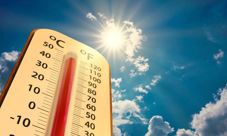 Heat Wave: ರಾಜ್ಯ ರಾಜಧಾನಿ ಸೇರಿ ಹಲವು ಜಿಲ್ಲೆಗಳಲ್ಲಿ ಅಧಿಕ ತಾಪಮಾನ!