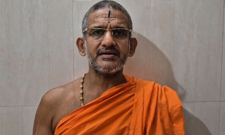 Pejawar Swamiji; ಸರಕಾರದ ನಿಯಂತ್ರಣದಿಂದ ದೇವಸ್ಥಾನಗಳು ಮುಕ್ತವಾಗಲಿ