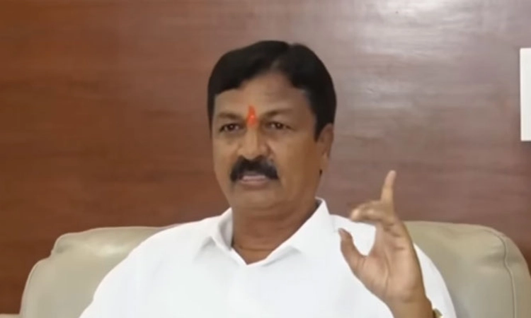BJP ಬಂಡಾಯ; ರಾಜುಗೌಡ ಕಥೆ ಕಟ್ಟಿ ಹೇಳಿದ್ದಾನೆ..: ರಮೇಶ್ ಜಾರಕಿಹೊಳಿ ಕಿಡಿ