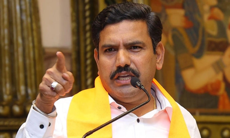 CM: ಸಿದ್ದುಗೆ ಮಾದರಿ ಕೇಜ್ರಿವಾಲೋ, ರಾಮಕೃಷ್ಣ ಹೆಗಡೆಯೋ?: ಬಿ.ವೈ.ವಿಜಯೇಂದ್ರ