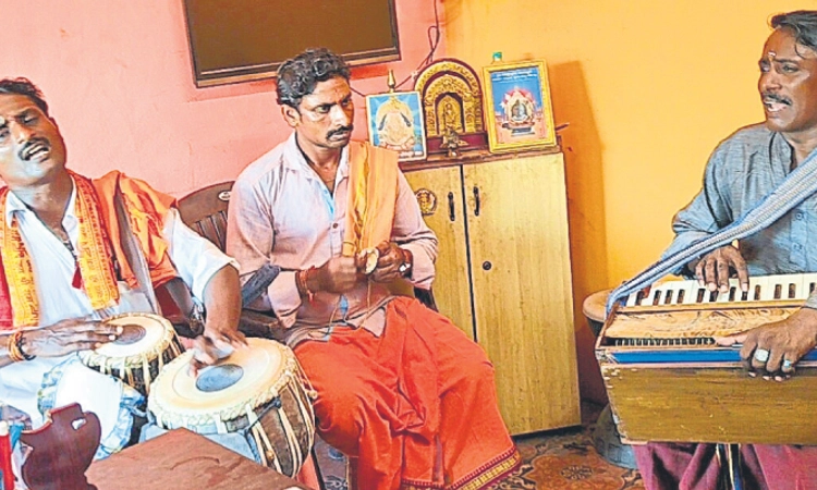 Kota: ಹಾವೇರಿಯ ಹಾಡುಗಾರರ  ಸಂಗೀತವೀಗ ಕೇಳಿಸುತ್ತಿಲ್ಲ!