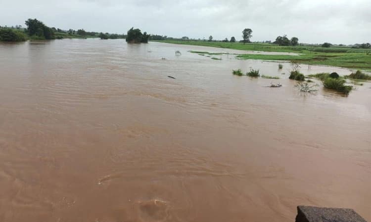 ಚಿಕ್ಕೋಡಿ: ಕೃಷ್ಣಾ ನದಿಗೆ 1 ಲಕ್ಷ ಕ್ಯುಸೆಕ್ ನೀರು