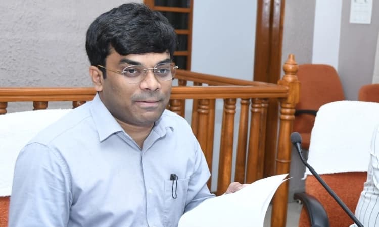 ಕಲಬುರಗಿ : ನಾಳೆಯೂ ಶಾಲಾ – ಕಾಲೇಜ್ ಗೆ ರಜೆ ಘೋಷಿಸಿ ಜಿಲ್ಲಾಧಿಕಾರಿ ಆದೇಶ