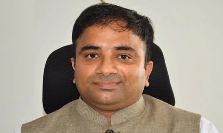 ರಜೆ ಕಡ್ಡಾಯ ಪಾಲನೆಗೆ ಜಿಲ್ಲಾಧಿಕಾರಿ ಸೂಚನೆ