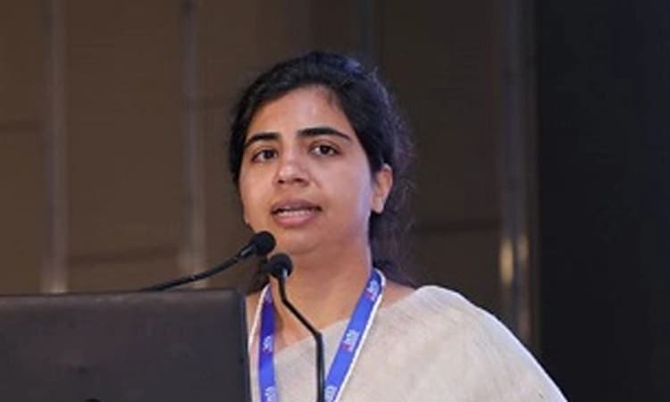 ಪ್ರಧಾನಿ ಕಚೇರಿ ಅಧಿಕಾರಿ ಎಂದು ಡಿಸಿಗೆ ಕರೆ : ದೂರು ದಾಖಲು!