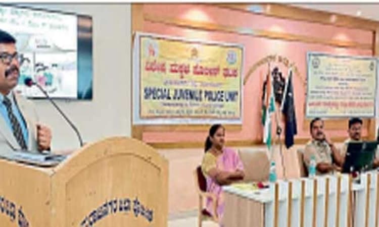 ಮಕ್ಕಳ ಮೇಲಿನ ದೌರ್ಜನ್ಯದ ವಿರುದ್ಧ ಅರಿವು ಮೂಡಿಸಿ; ಎಂ. ಶ್ರೀಧರ