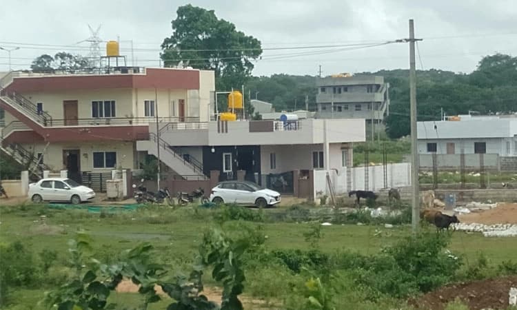 ಕರಿಯರ್‌ ಕಾರಿಡಾರ್‌ನಲ್ಲಿ ಸೈಟ್‌ಗಳಿಗೆ ಕೋಟಿ ಬೆಲೆ