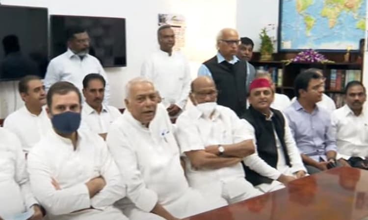 ರಾಷ್ಟ್ರಪತಿ ಚುನಾವಣೆ: ವಿಪಕ್ಷಗಳ ಅಭ್ಯರ್ಥಿ ಯಶವಂತ್ ಸಿನ್ಹಾ ನಾಮಪತ್ರ ಸಲ್ಲಿಕೆ