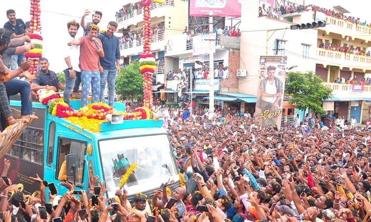 ಚಾಮರಾಜನಗರ ನಂದು.. ಇಲ್ಲಿ ಯಾರೇ ಬರಬೇಕಾದರೂ ನನ್ನ ಪರ್ಮಿಷನ್ ಪಡೆದೇ ಬರಬೇಕು. . . !