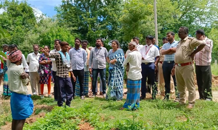 ಉದಯವಾಣಿ ಫಲಶ್ರುತಿ : ಬೆಟ್ಟ ಶಂಭೋನಹಳ್ಳಿ ರಸ್ತೆ ಒತ್ತುವರಿ ತೆರವು ಮಾಡಿದ ಆಡಳಿತ
