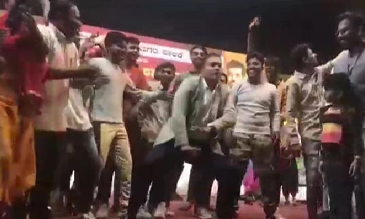 ಟಗರು ಹಾಡಿಗೆ ಸ್ಟೆಪ್ ಹಾಕಿದ ಹುಬ್ಬಳ್ಳಿ-ಧಾರವಾಡ ಪಾಲಿಕೆ ಕಮಿಷನರ್