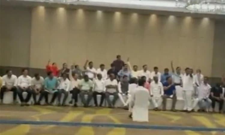 ದೊಡ್ಡ ರಾಷ್ಟ್ರೀಯ ಪಕ್ಷ ಬೆಂಬಲವನ್ನು ಖಚಿತಪಡಿಸಿದೆ : ಏಕನಾಥ್ ಶಿಂಧೆಗೆ ಇನ್ನಷ್ಟು ಬಲ