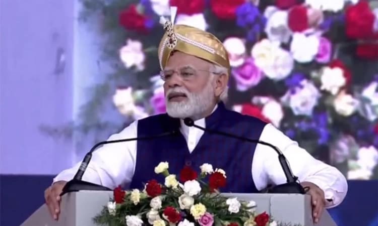 ಕನ್ನಡದಲ್ಲೇ ಮಾತು ಆರಂಭಿಸಿದ ಪ್ರಧಾನಿ ; 40 ವರ್ಷ ಬೇಕಾಯಿತು; ವಿಪಕ್ಷಗಳತ್ತ ಚಾಟಿ