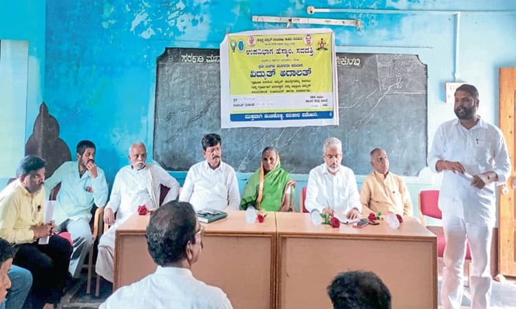 ವಿದ್ಯುತ್‌-ಲೈನ್‌ಮನ್‌ಗಳ ಕೊರತೆ ಪೂರೈಸಿ