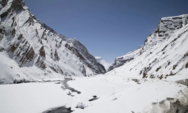 ಹಿಮದಲ್ಲಿ ಸಿಲುಕಿದ ಕನ್ನಡಿಗ; ಎರಡು ದಿನದ ಕಾರ್ಯಾಚರಣೆಯಲ್ಲೂ ಸಿಗದ ಸುಳಿವು