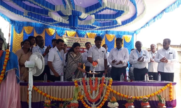 ಕುರುಡುಗಾನಹಳ್ಳಿ ಗ್ರಾಮದಲ್ಲಿ ಜಿಲ್ಲಾಧಿಕಾರಿಗಳ ನಡೆ ಹಳ್ಳಿ ಕಡೆ ಕಾರ್ಯಕ್ರಮ