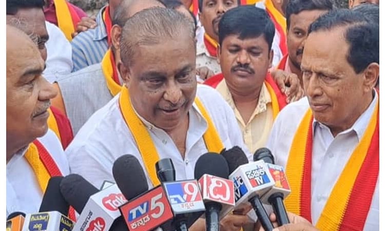 ಕುಪ್ಪಳ್ಳಿಯಲ್ಲಿ ಕನ್ನಡದ ಕಹಳೆ ಊದಿದ ಹಂಸಲೇಖ !