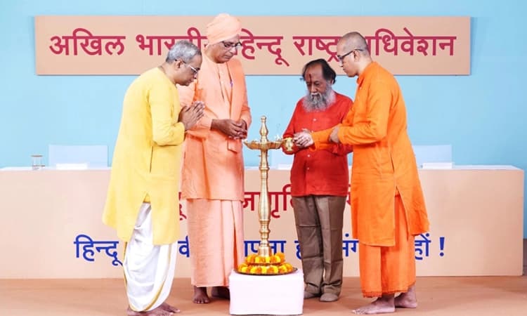 ಹಿಂದೂ ರಾಷ್ಟ್ರಕ್ಕಾಗಿ ನಾವು ಹೋರಾಡಬೇಕಿದೆ : ಸದ್ಗುರು ಚಾರುದತ್ತ ಪಿಂಗಳೆ