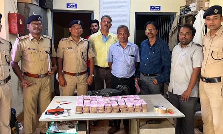 ಮುಂಬೈ ಟು ಮಂಗಳೂರು 2 ಕೋಟಿ ರೂ. ಹವಾಲಾ ಹಣ ಸಾಗಿಸುತ್ತಿದ್ದ ವ್ಯಕ್ತಿಯ ಬಂಧನ