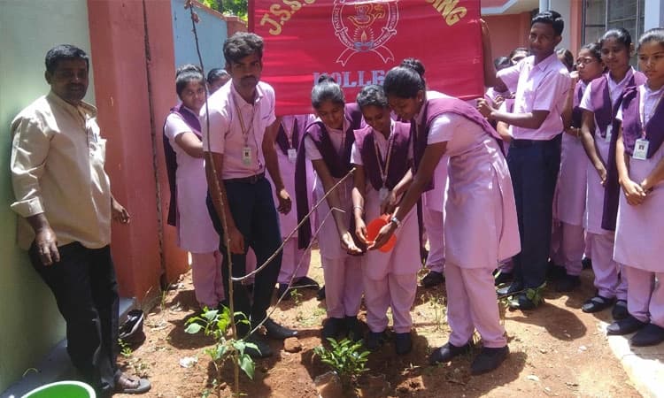 ಗಿಡ, ಮರ ಬೆಳೆಸಿ ಪರಿಸರ ಉಳಿಸಿ