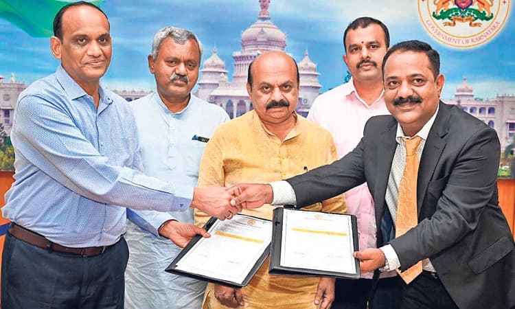 ಮಂಗಳೂರಲ್ಲಿ ಸೋಲಾರ್‌ ಪಾರ್ಕ್‌: ಸಿಎಂ ಸಮ್ಮುಖ 52 ಸಾವಿರ ಕೋ.ರೂ. ಒಪ್ಪಂದಕ್ಕೆ ಸಹಿ