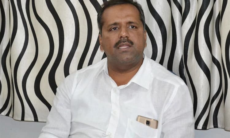 ಹಿಜಾಬ್‌ ವಿಚಾರ: “ನಮ್ಮ ದೇಶದಲ್ಲಿರುವ ಸ್ವಾತಂತ್ರ್ಯ ಇನ್ನೆಲ್ಲೂ ಇಲ್ಲ”  – ಶಾಸಕ ಖಾದರ್‌