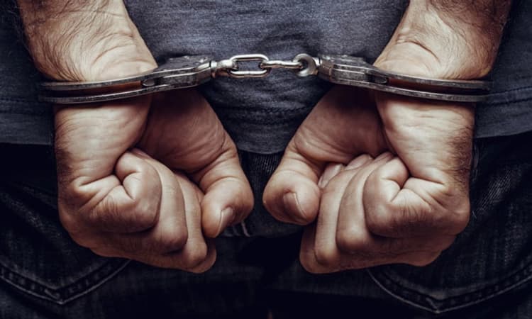 ಎಟಿಎಂಗೆ ಬರುತ್ತಿದ್ದ ವೃದ್ಧರಿಗೆ ಸಹಾಯ ಮಾಡುವ ನೆಪದಲ್ಲಿ ವಂಚಿಸುತ್ತಿದ್ದವನ ಬಂಧನ