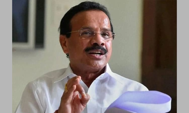 ಕಾಂಗ್ರೆಸ್, ಜೆಡಿಎಸ್‌ನಲ್ಲಿ ದುಡ್ಡಿದ್ದವರಿಗೆ ಮೇಲ್ಮನೆಗೆ ಟಿಕೆಟ್: ಡಿವಿಎಸ್‌