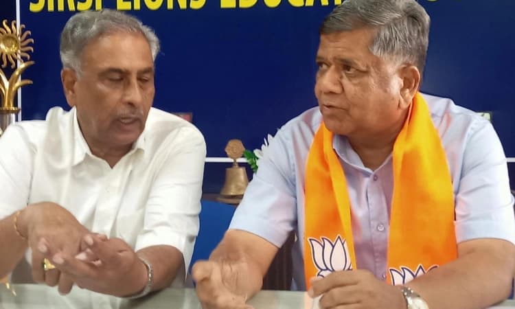 ಸೋಲಿಲ್ಲದ‌ ಸರದಾರ ಹೊರಟ್ಟಿ ಅವರು ಈ ಬಾರಿ ಚುನಾವಣೆಯಲ್ಲಿಯೂ ಗೆಲ್ಲಲಿದ್ದಾರೆ :ಜಗದೀಶ ಶೆಟ್ಟರ್