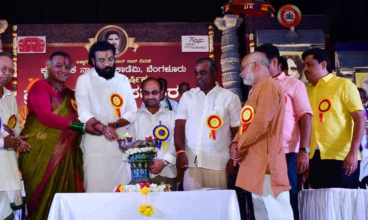 ಕಲಾವಿದರು ಸಾಂಸ್ಕೃತಿಕ ರಾಯಭಾರಿಗಳು