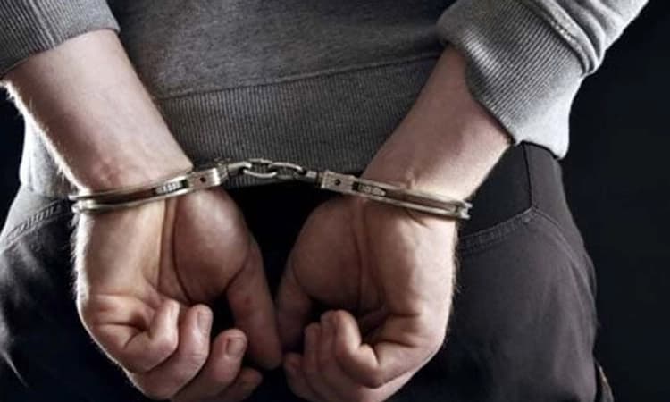 ಹುಬ್ಬಳ್ಳಿ: ತಲೆಮರೆಸಿಕೊಂಡಿದ್ದ ರೌಡಿಶೀಟರ್ ಬಂಧನ