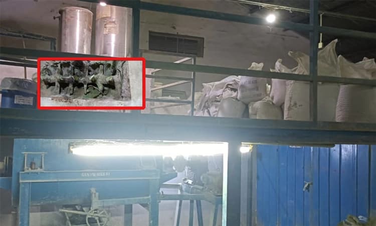 ಶಿವಮೊಗ್ಗ: ಕೋಳಿ ಆಹಾರ ತಯಾರಿಸುವ ಯಂತ್ರಕ್ಕೆ ಸಿಲುಕಿ ಕಾರ್ಮಿಕ‌ ಸಾವು