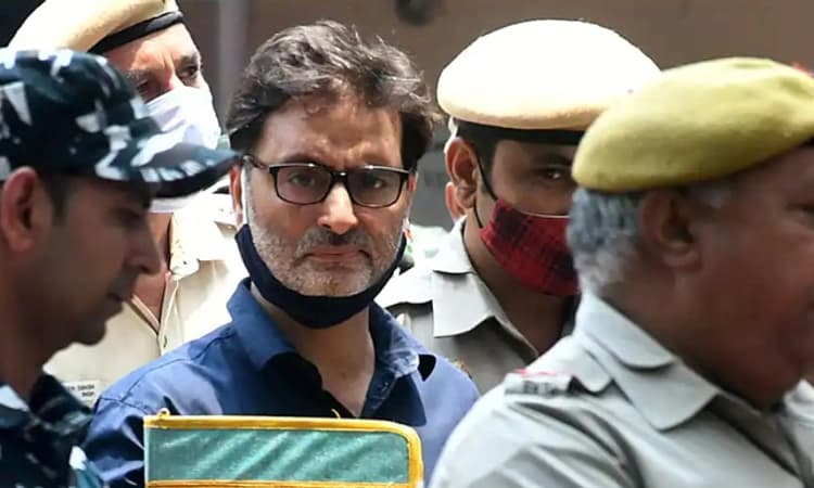 ಭಯೋತ್ಪಾದನೆ ಸಮರ್ಥಿಸಿಕೊಳ್ಳಬೇಡಿ:ಮಲಿಕ್ ಶಿಕ್ಷೆ ತೀರ್ಪು ಟೀಕಿಸಿದ IOCಗೆ ಭಾರತ ತಿರುಗೇಟು