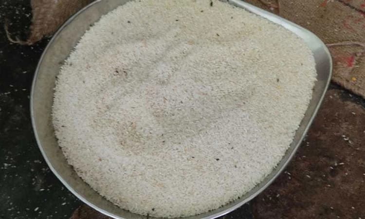 ಬಿಸಿಯೂಟದ ಅಕ್ಕಿಯಲ್ಲಿ ಹುಳು ಪತ್ತೆ