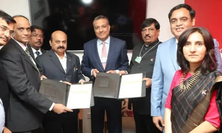 ರೆನ್ಯೂ ಪವರ್​​ನಿಂದ 7 ವರ್ಷದಲ್ಲಿ 50 ಸಾವಿರ ಕೋಟಿ ರೂ. ಹೂಡಿಕೆಗೆ ಒಪ್ಪಂದ : ಸಿಎಂ ಬೊಮ್ಮಾಯಿ