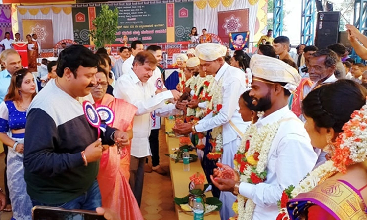 ಸರಳ ವಿವಾಹದಲ್ಲಿದೆ ವಿಶಿಷ್ಟ ಸಂಭ್ರಮ