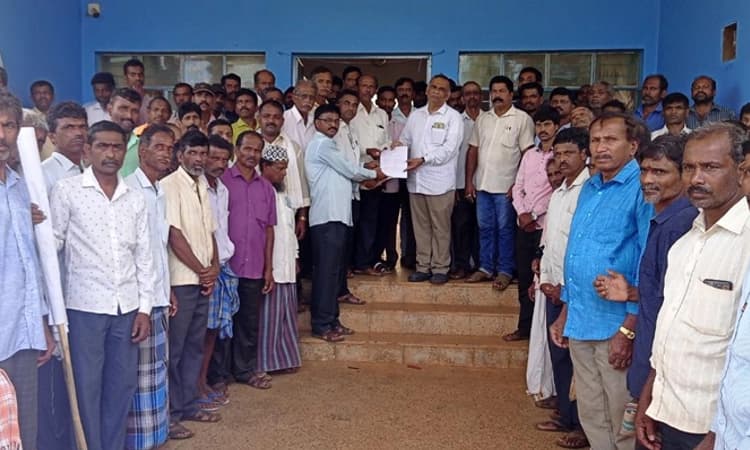 ಸೊರಬ: ನೂತನ ಗ್ರಾಮ ಪಂಚಾಯ್ತಿ ಸ್ಥಾಪನೆಗೆ ಒತ್ತಾಯಿಸಿ ಯಲಸಿ ಗ್ರಾಮಸ್ಥರಿಂದ ಮನವಿ