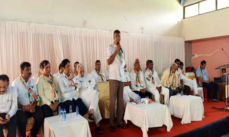 ಹುಕ್ಕೇರಿಗೆ ಯಾರ ಸರ್ಟಿಫಿಕೇಟ್ ಅಗತ್ಯವಿಲ್ಲ