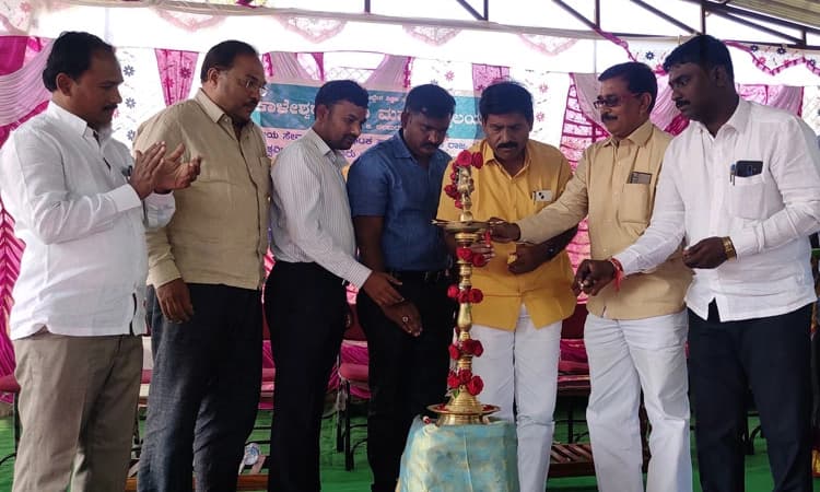 ಉತ್ತಮ ಭವಿಷ್ಯಕ್ಕೆ ಜೀವನ ಮೌಲ್ಯ ಅಳವಡಿಸಿಕೊಳ್ಳಿ